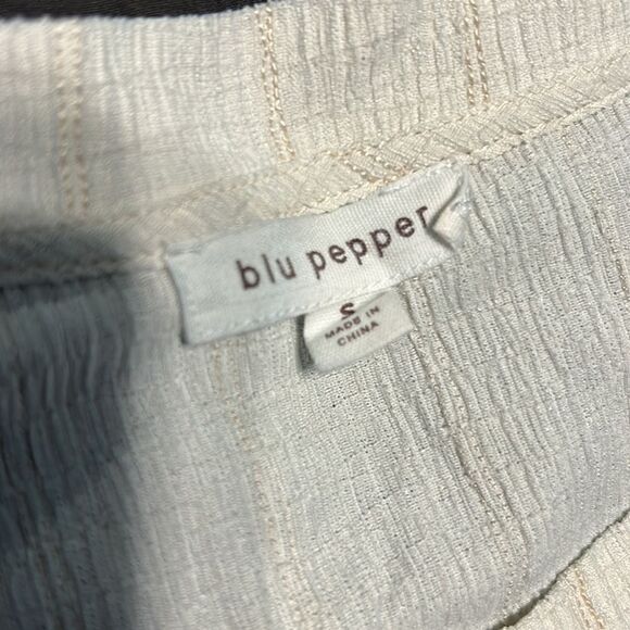 Blu Pepper Blouse - Picture 4 of 6